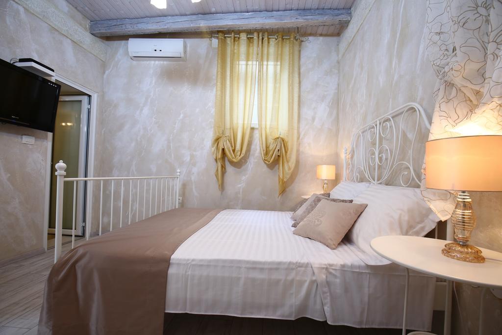 Luxury Lidija Rooms Split Exterior foto